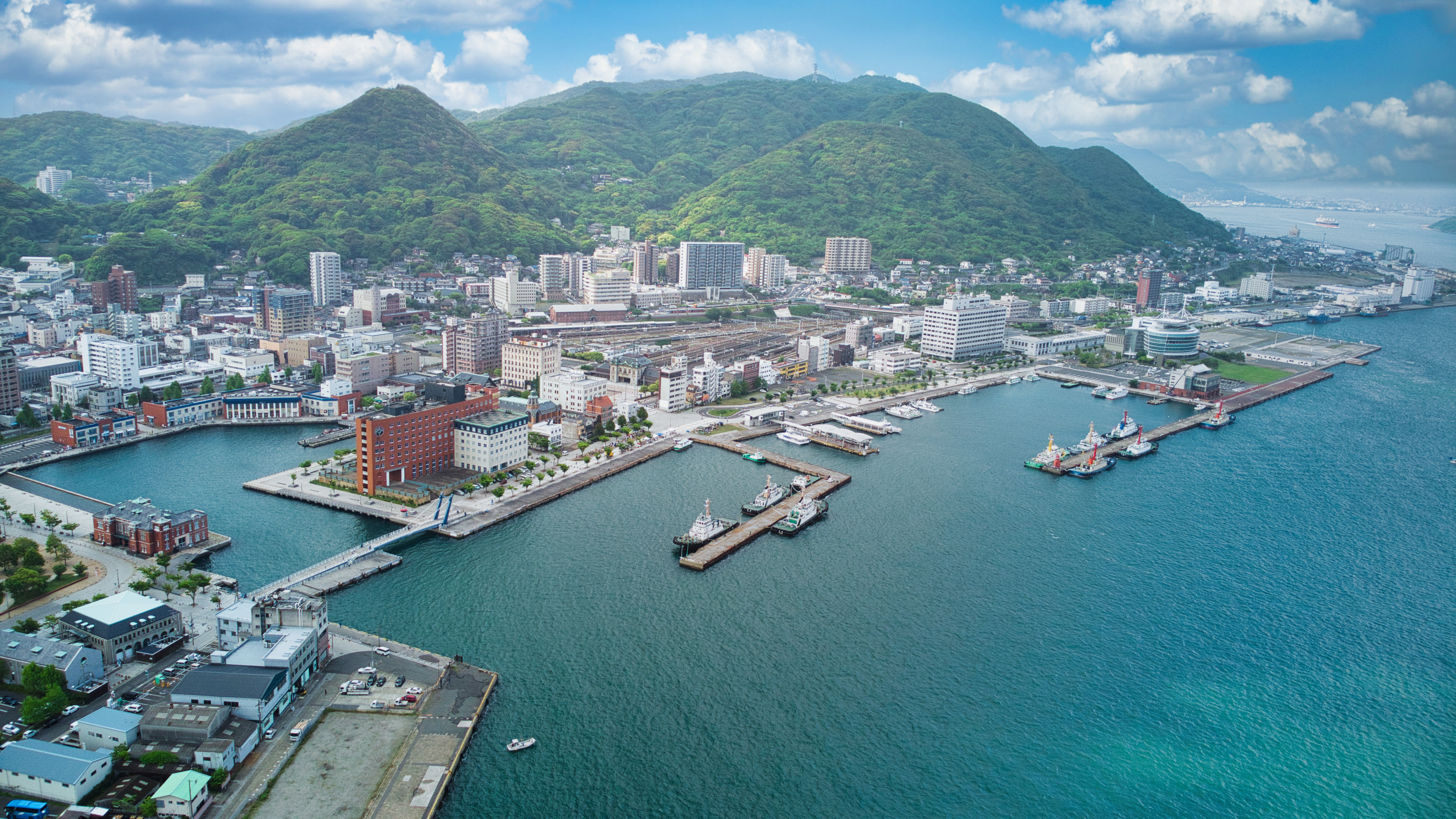 お問い合わせ 背景